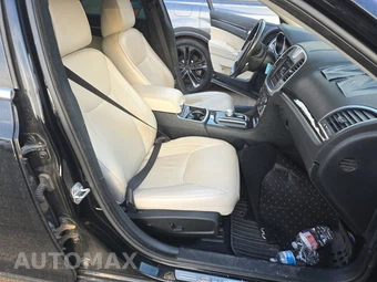 2019 Chrysler 300 Limited – miniatura 8
