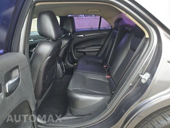 2019 Chrysler 300 Limited – miniatura 13