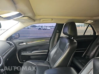2019 Chrysler 300 Limited – miniatura 18