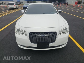 2019 Chrysler 300 Limited – miniatura 2