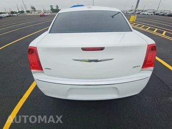 2019 Chrysler 300 Limited – miniatura 5