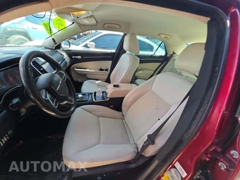 2019 Chrysler 300 Touring – miniatura 6