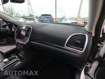 2019 Chrysler 300 Touring – miniatura 19