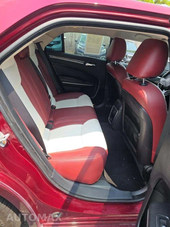 2019 Chrysler 300 Touring – miniatura 13