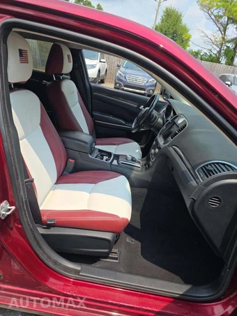 2019 Chrysler 300 Touring – miniatura 15