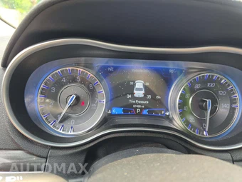 2019 Chrysler 300 Touring – miniatura 6