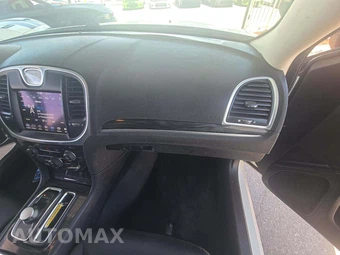 2019 Chrysler 300 Touring – miniatura 19