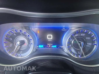 2019 Chrysler 300 Touring – miniatura 9