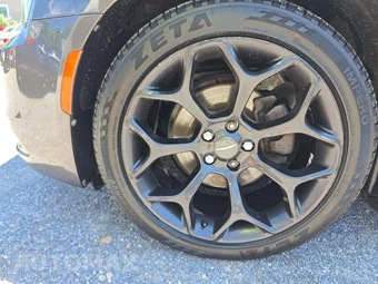 2019 Chrysler 300 Touring - miniatura 21