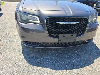 2019 Chrysler 300 Touring - miniatura 28