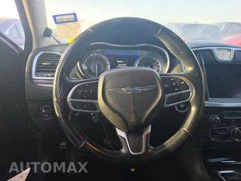 2019 Chrysler 300 Touring – miniatura 10