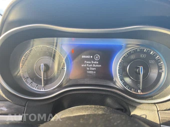 2019 Chrysler 300 Touring – miniatura 12