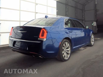2019 Chrysler 300 Touring – miniatura 4