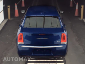 2019 Chrysler 300 Touring – miniatura 5
