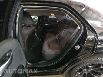 2019 Chrysler 300 Touring – miniatura 13