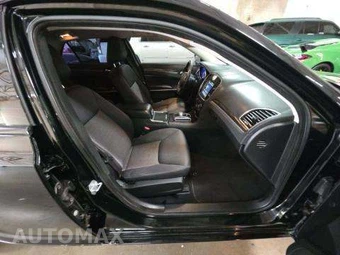 2019 Chrysler 300 Touring – miniatura 18