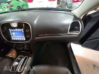 2019 Chrysler 300 Touring – miniatura 19