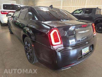 2019 Chrysler 300 Touring – miniatura 2