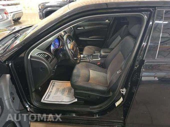 2019 Chrysler 300 Touring – miniatura 6