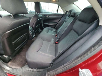 2019 Chrysler 300 Touring - miniatura 13
