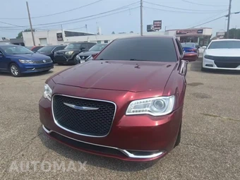 2019 Chrysler 300 Touring L