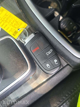 2019 Chrysler 300 Touring L – miniatura 5