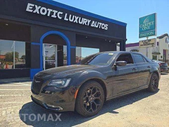 2019 Chrysler 300S