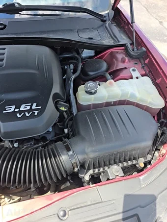 2019 Chrysler 300S – miniatura 18