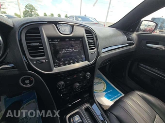 2019 Chrysler 300S – miniatura 7