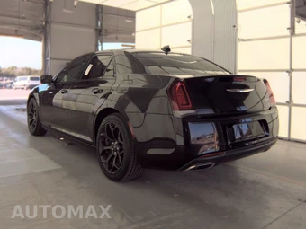 2019 Chrysler 300S – miniatura 6