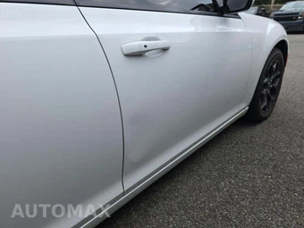 2019 Chrysler 300S – miniatura 23