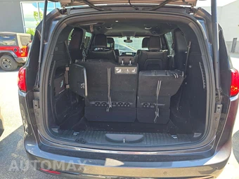 2019 Chrysler Pacifica Hybrid Limited 121.6" WB - miniatura 15