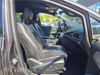2019 Chrysler Pacifica Hybrid Limited 121.6" WB - miniatura 19