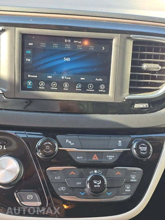 2019 Chrysler Pacifica L 121.6" WB - miniatura 10