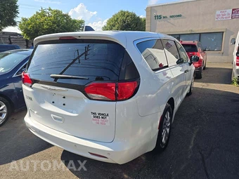 2019 Chrysler Pacifica L 121.6" WB - miniatura 3