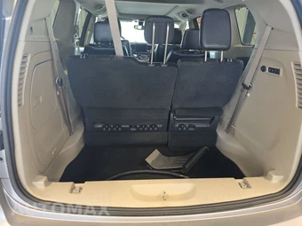 2019 Chrysler Pacifica Limited 121.6" WB - miniatura 17