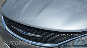 2019 Chrysler Pacifica Limited 121.6" WB - miniatura 24