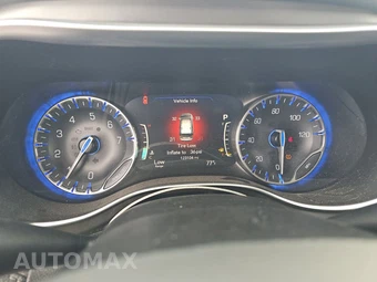 2019 Chrysler Pacifica Limited 121.6" WB – miniatura 12