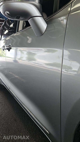 2019 Chrysler Pacifica Limited 121.6" WB - miniatura 28