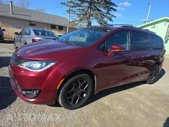 2019 Chrysler Pacifica Limited 121.6" WB