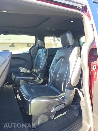 2019 Chrysler Pacifica Limited 121.6" WB – miniatura 16