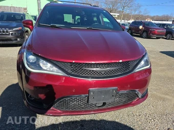 2019 Chrysler Pacifica Limited 121.6" WB – miniatura 2
