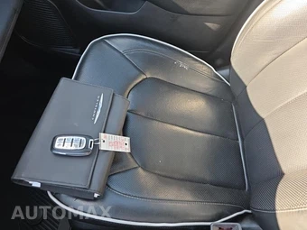2019 Chrysler Pacifica Limited 121.6" WB – miniatura 21