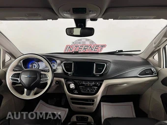 2019 Chrysler Pacifica Limited 121.6" WB - miniatura 11