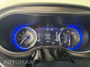 2019 Chrysler Pacifica Limited 121.6" WB - miniatura 14