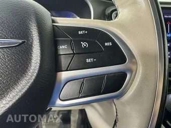 2019 Chrysler Pacifica Limited 121.6" WB - miniatura 16