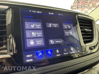 2019 Chrysler Pacifica Limited 121.6" WB - miniatura 22