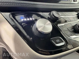 2019 Chrysler Pacifica Limited 121.6" WB - miniatura 24