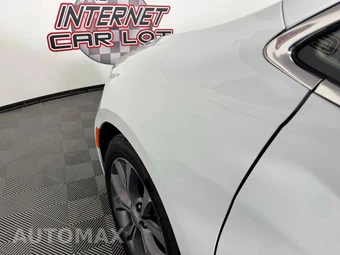 2019 Chrysler Pacifica Limited 121.6" WB - miniatura 25