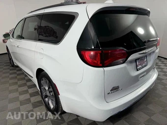 2019 Chrysler Pacifica Limited 121.6" WB - miniatura 28